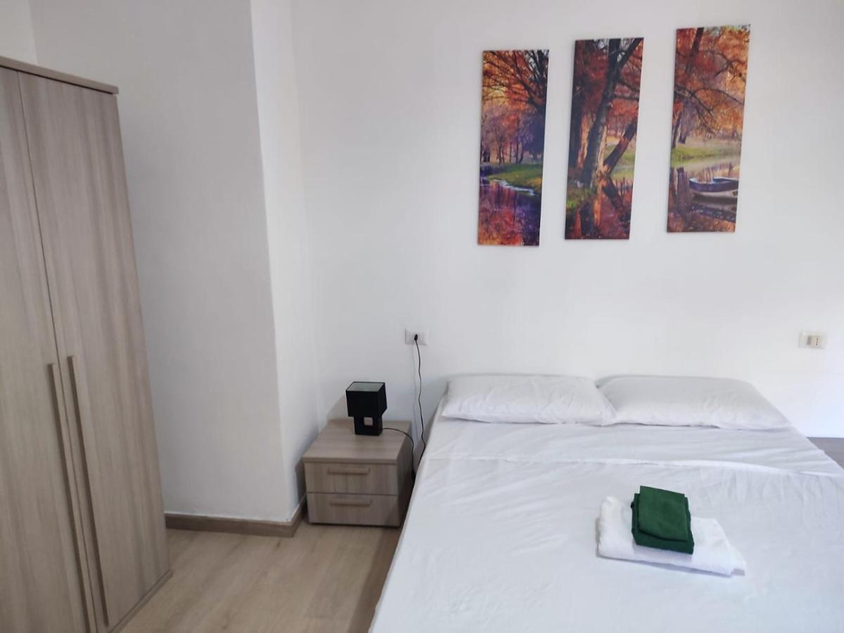 Rooms For Rent 67 サッサリ エクステリア 写真