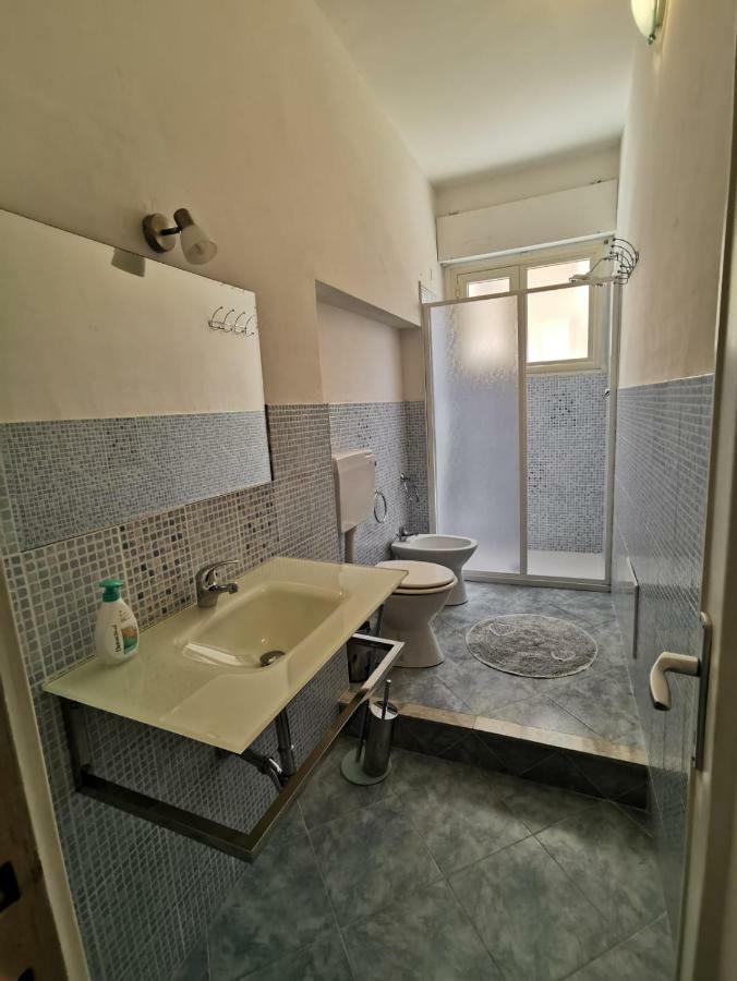 Rooms For Rent 67 サッサリ エクステリア 写真